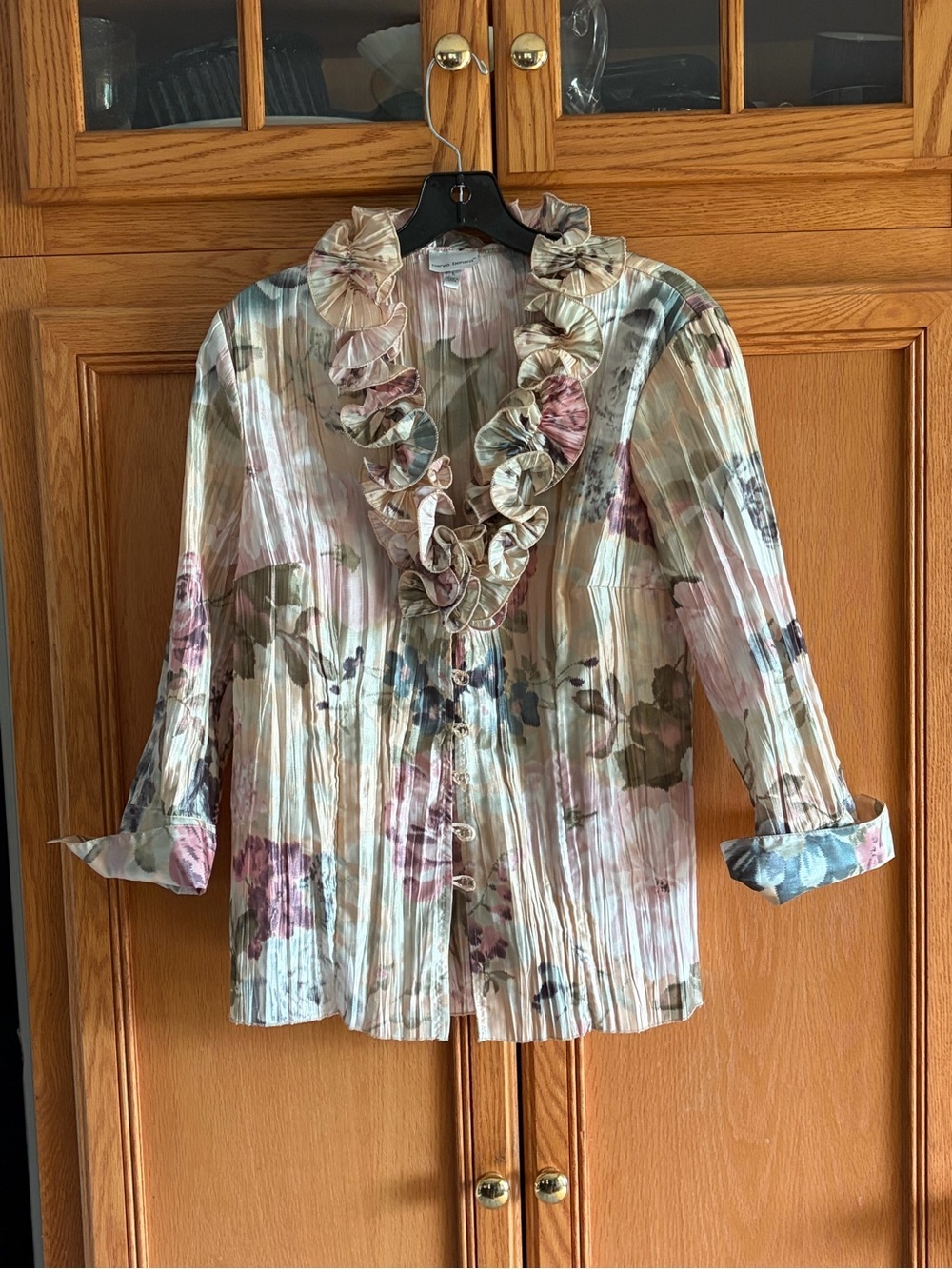 Harve benard Ruffled collar Floral Button-Front v-neck Women’s blouse large